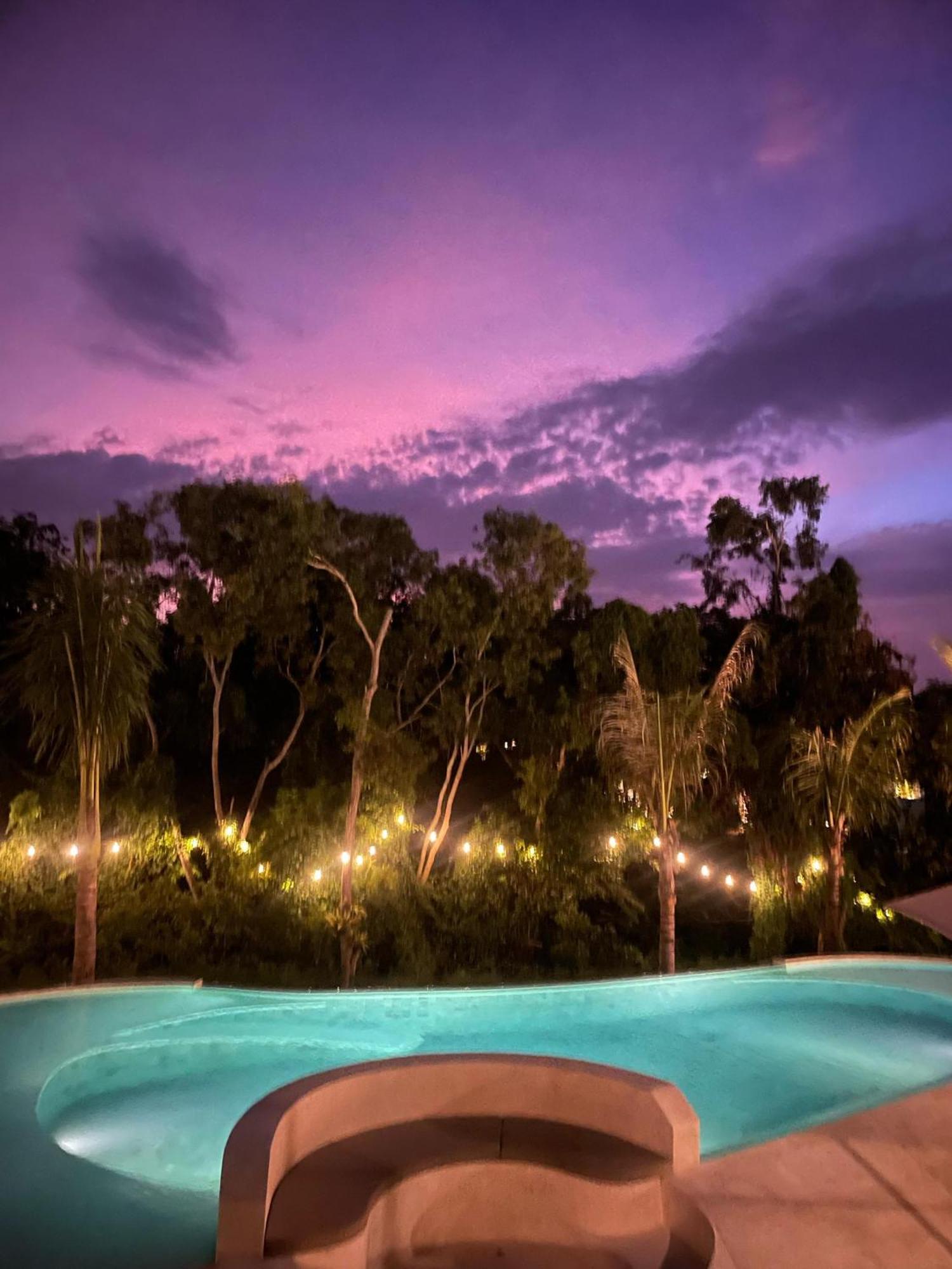 Tregge Surf Camp Uluwatu Hotel Exterior foto